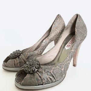 Brand New GUILLAUME HINFRAY Designer heels size 9